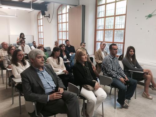 Dones del Ocupa’t-D@s Dones participen en seminaris d’educació emocional i autoestima