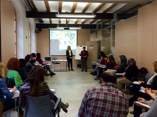 Les cooperatives escolars de Martorell tramiten el permís d’ocupació per instal·lar una parada el dia del mercat