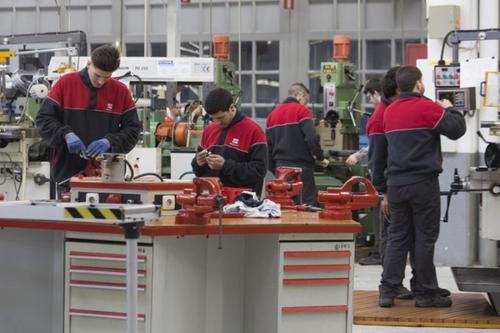 SEAT convoca 60 noves places de Formació Professional Dual pel proper curs 2016-17