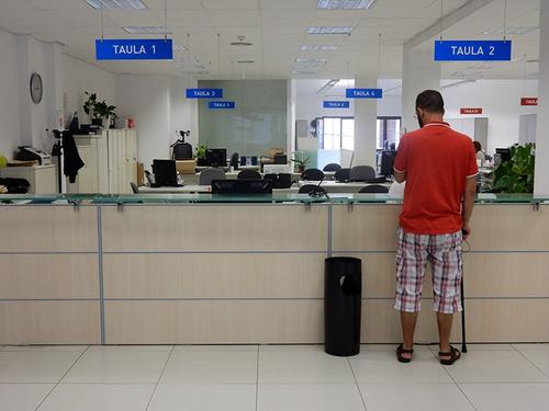 Obre la convocatòria d’una borsa de treball per cobrir una vacant d’auxiliar administratiu