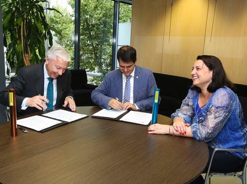 La Diputació de Barcelona i la Cecot renoven el seu compromís per consolidar i continuar estenent la reempresa a la demarcació