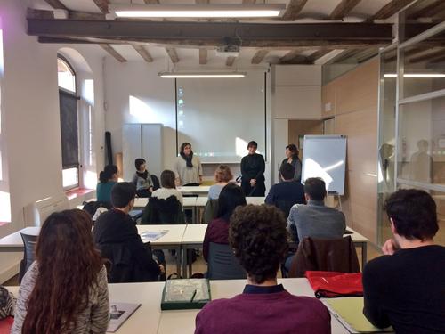 Deu joves inicien el seu primer contracte laboral a diverses dependències municipals