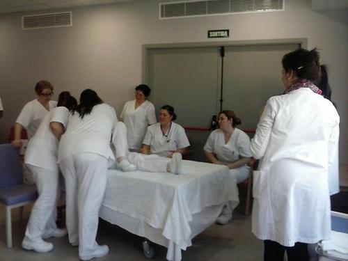 Els alumnes del curs d’Atenció sociosanitària a persones dependents en institucions comencen les pràctiques en centres residencials “
