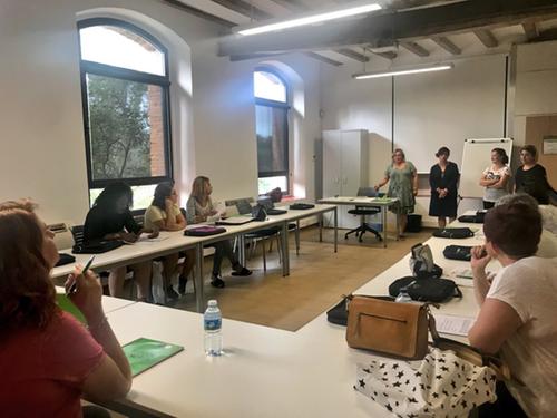 Participants del programa Ocupa’t Dones inicien el curs CP Neteja de superficies i mobiliari en edificis i locals al Molí Empresa
