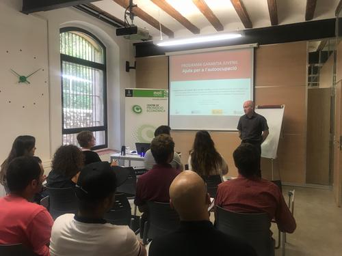 Joves emprenedors coneixen les línies de Subvencions per joves autònoms inscrits al programa Garantia Juvenil