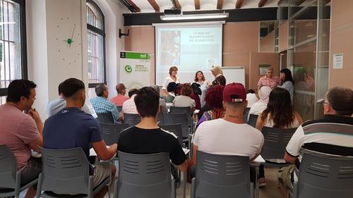 Una vintena de persones en situació d’atur obtenen el carnet de manipulador d’aliments al Molí Empresa