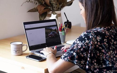 L’automobilística SEAT promou una manera de treballar més flexible, digitalitzada i sostenible
