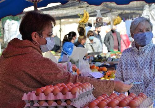 Reforç de les mesures sanitàries al mercat no sedentari del barri de Buenos Aires