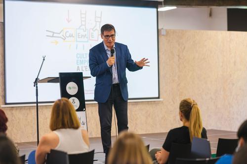 Prop de 200 alumnes celebren la cloenda del projecte Cultura Emprenedora a l’Escola