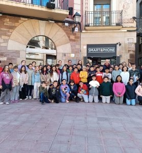 Els alumnes de 5è de l’escola La Mercè presenten les seves cooperatives a l’Ajuntament de Martorell i obtenen el permís pel mercat CUEME