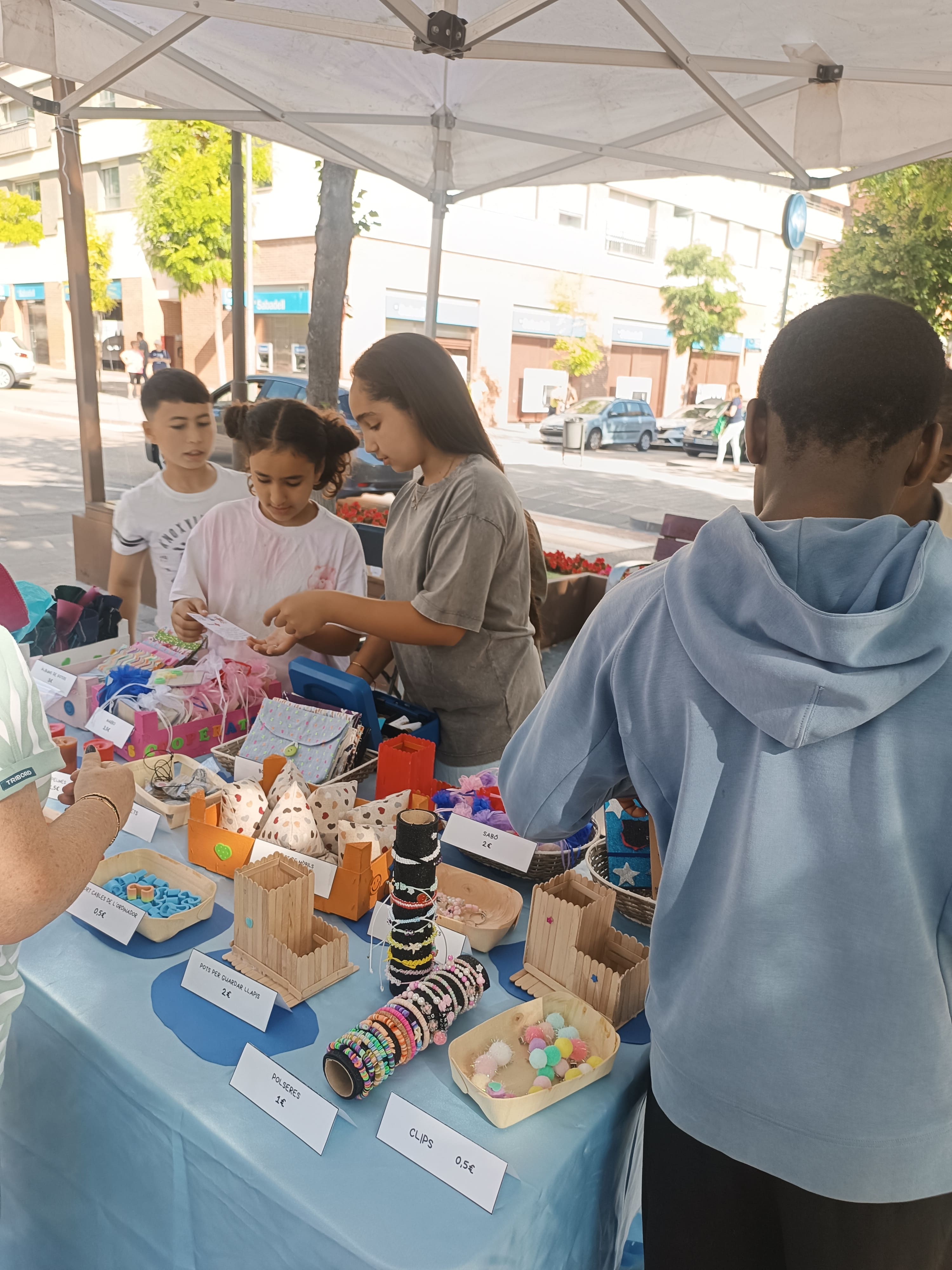 Nou èxit de les cooperatives escolars en el mercat CUEME